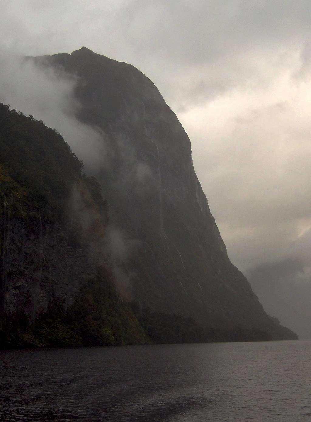 Towering walls of Doubtful Sound