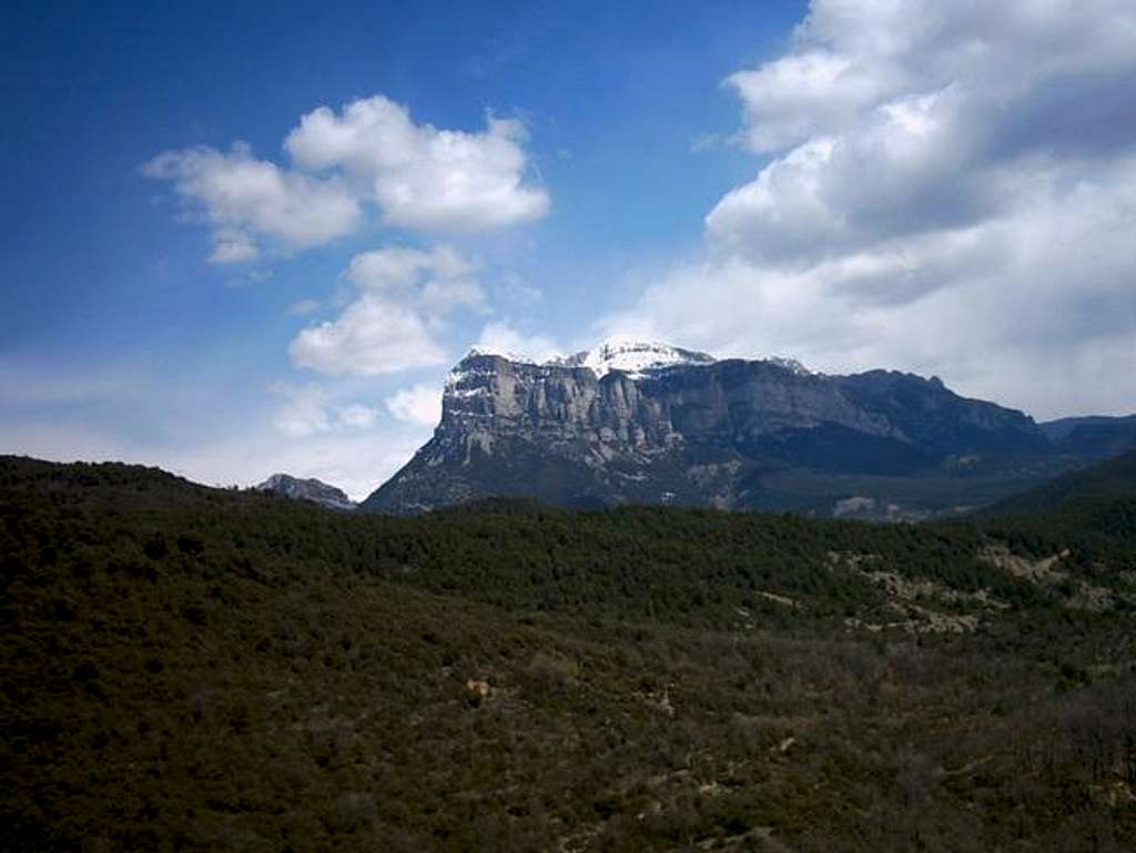Peña Montañesa's West Face
