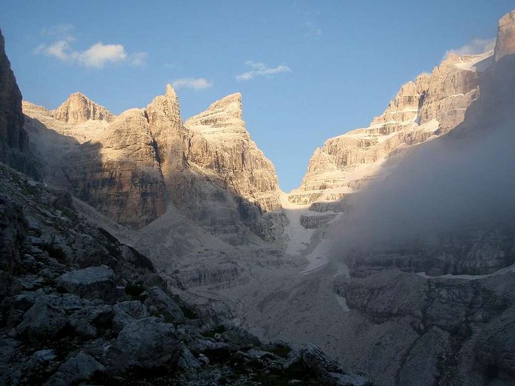Brenta Dolomites, Bocca del Tuckett
