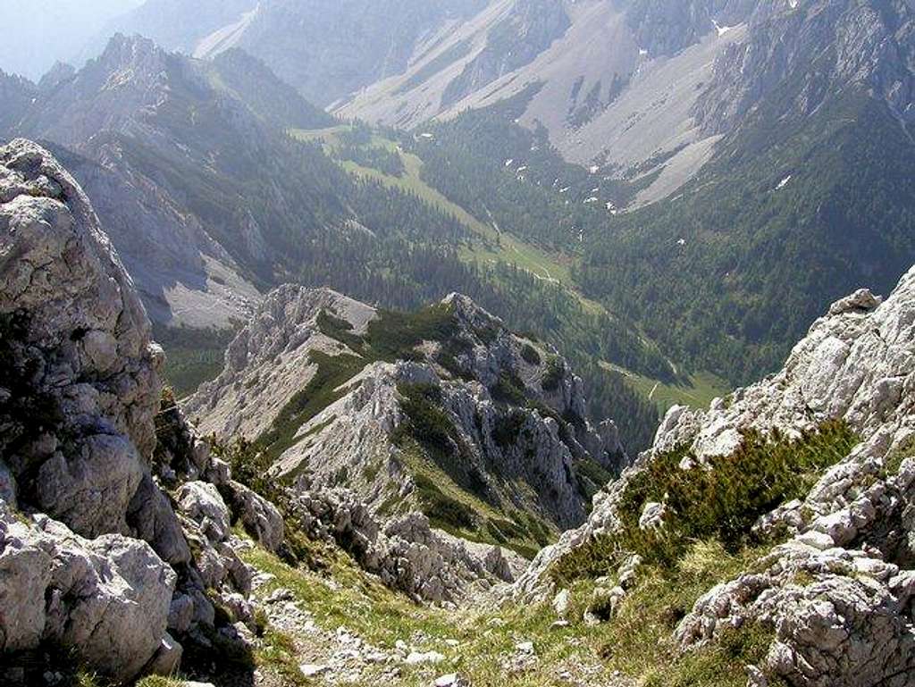 On the SE ridge of Vrtaca....