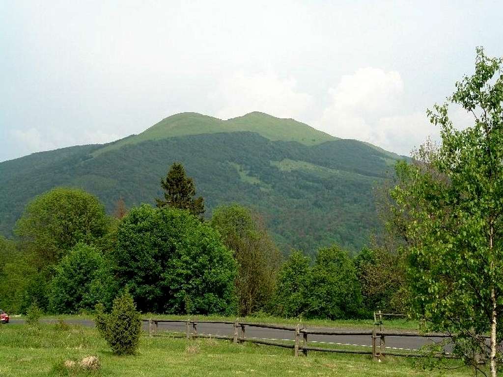 Mount Caryńska Meadow (1297 m)