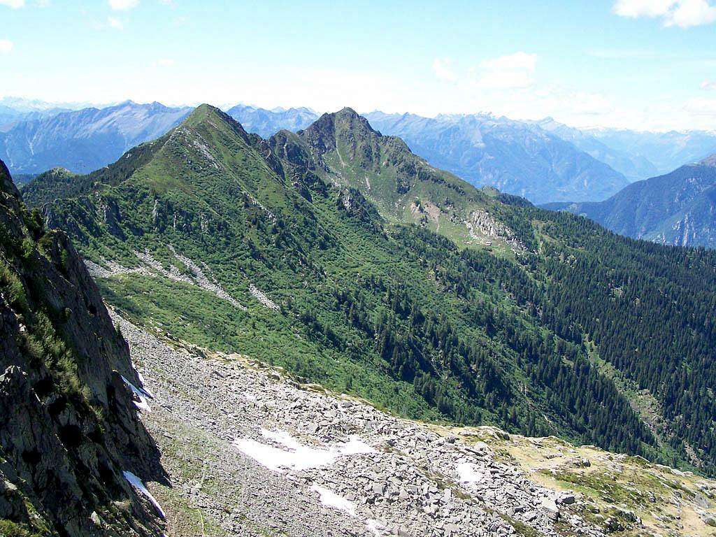 from the saddle between Marmontana and Cima di Cugn