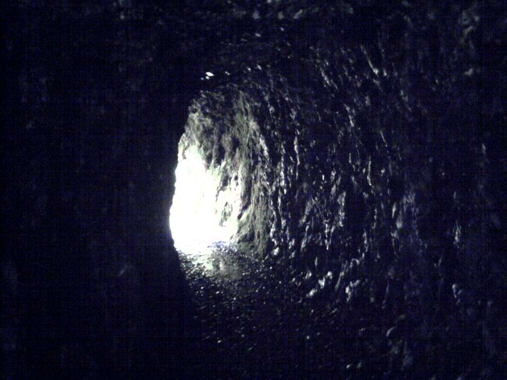 Tunnel Falls Tunnel