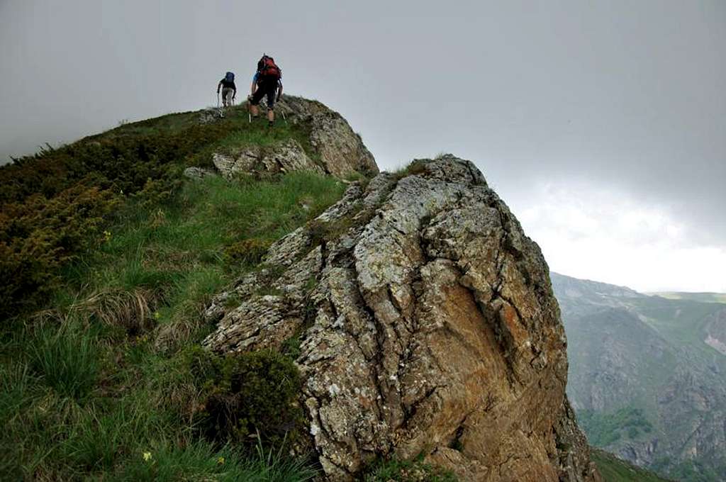 Kabash: Second attempt - On the Ribnicka Skala ridge