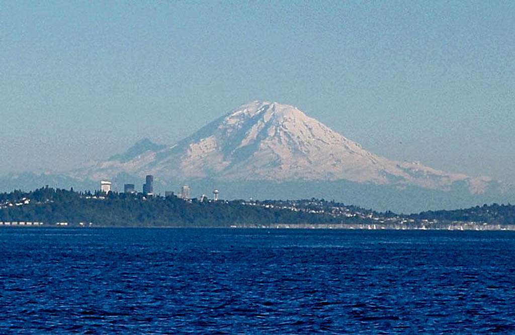 Seattle and Mount Rainer