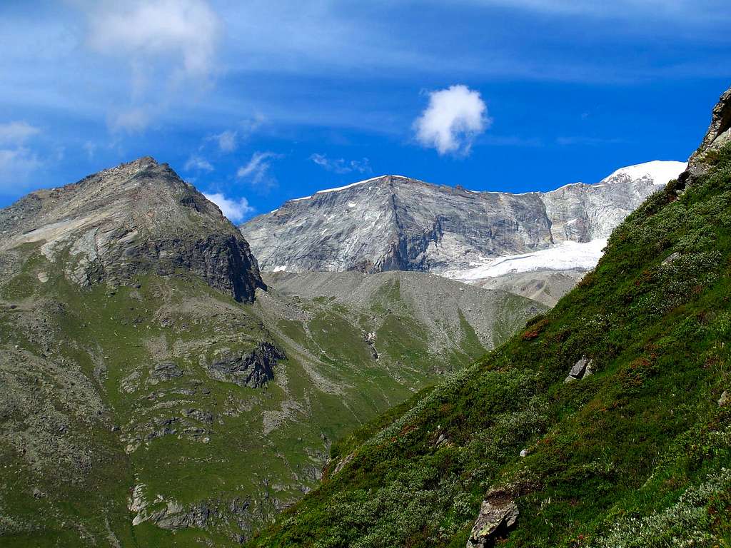 Pointe d'Ar Pitetta (3133m) and Tête de Milon (3693m)