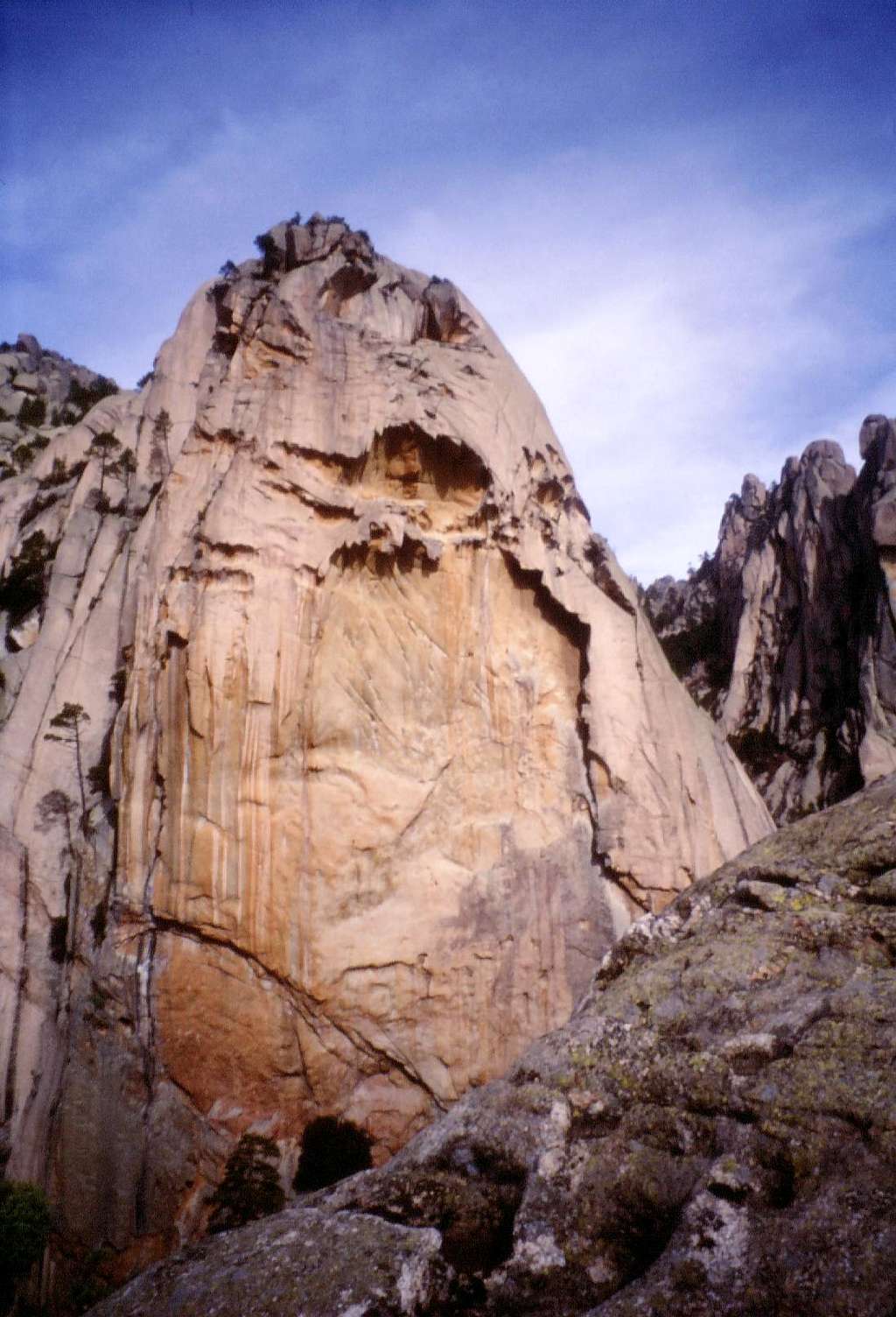 Teghie Lisce summit with Punta d'u Corbu