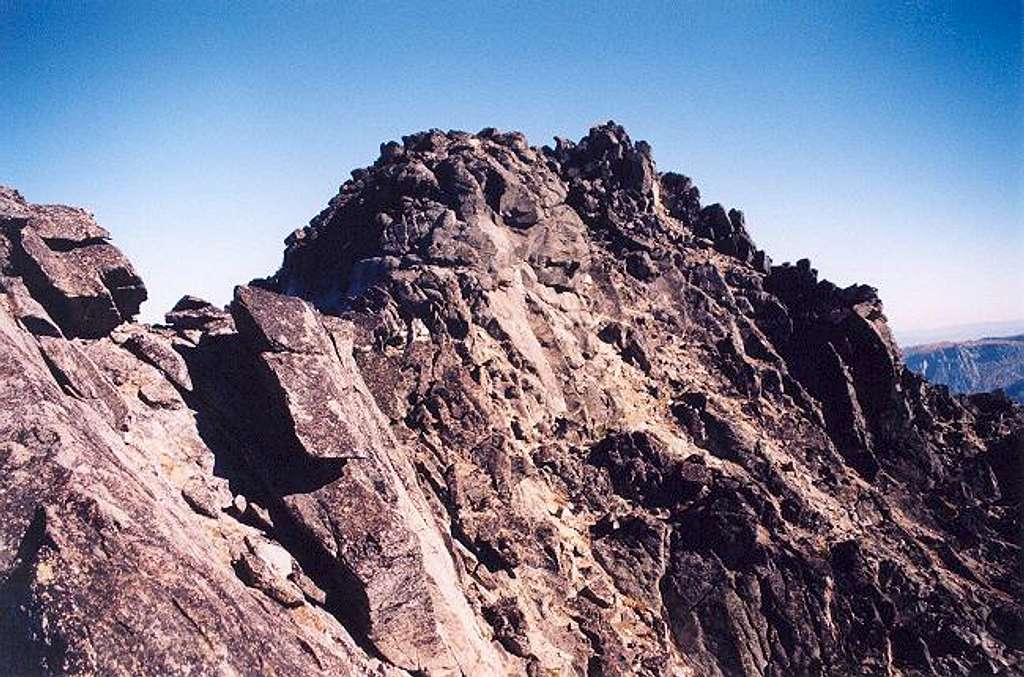 A view of the summit rocks....