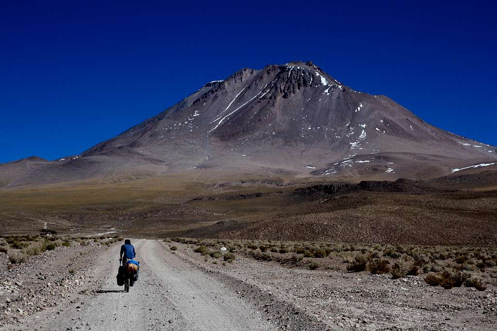Cycling to Aucanquilcha