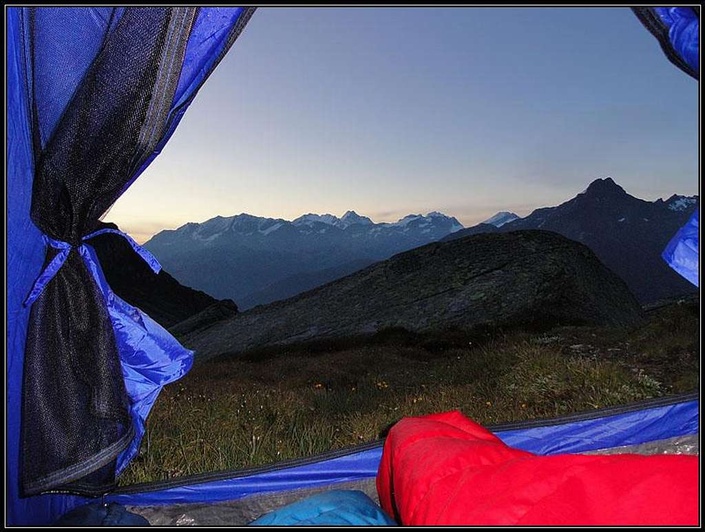 Morning view from the tent at Lunghin lake