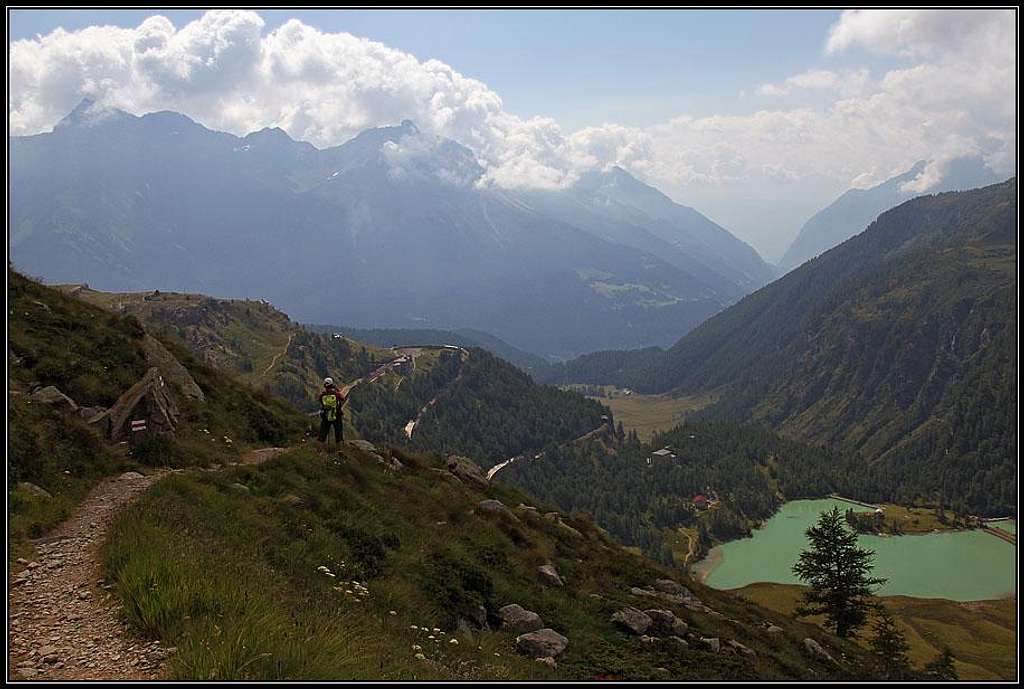 Towards Alp Grüm