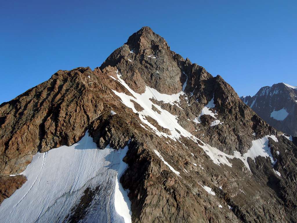 The ridge from Petite A.lle des Glaciers