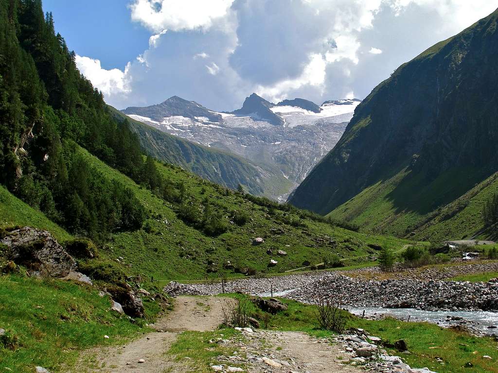 The upper Habachtal valley