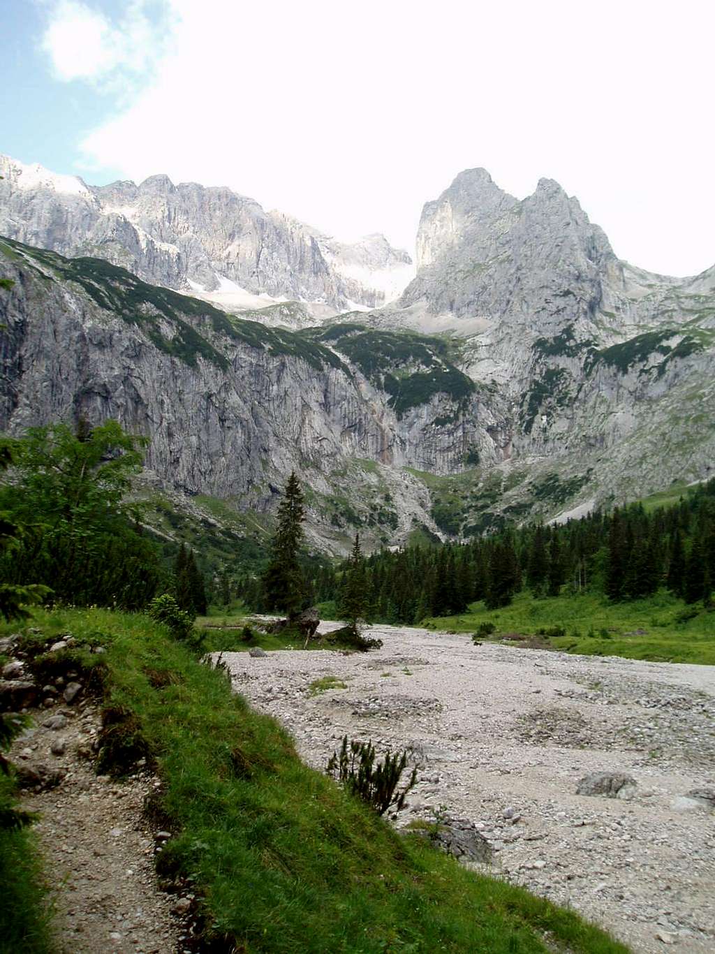 View towards Zugspitze from the Höllentalhütte