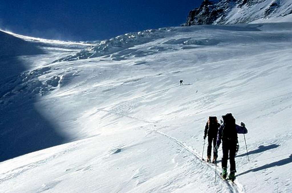 Ascent on the Laenta glacier...