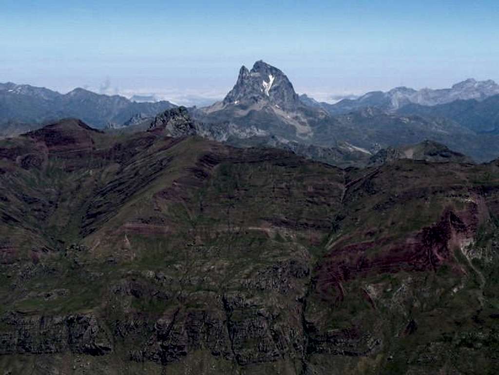 Anayet and OSSAU seen from...