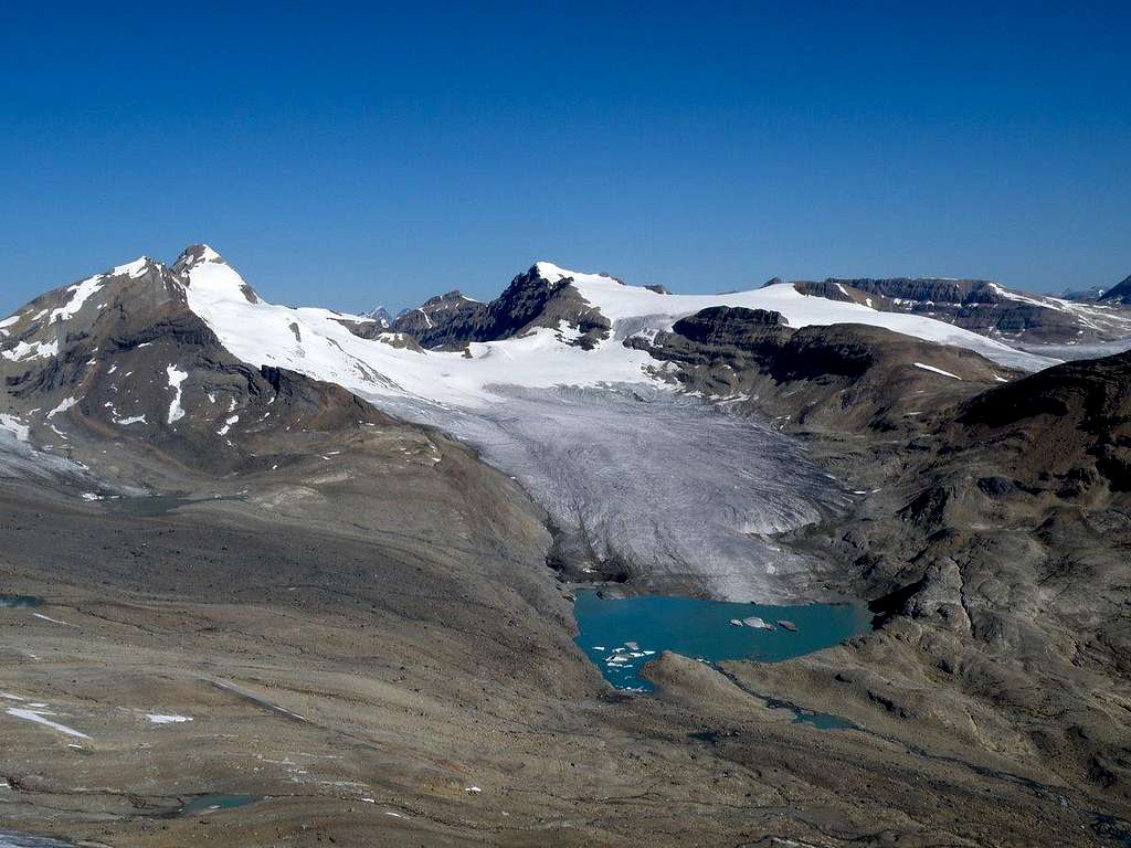 Des Poilus and Collier from Isolated Peak