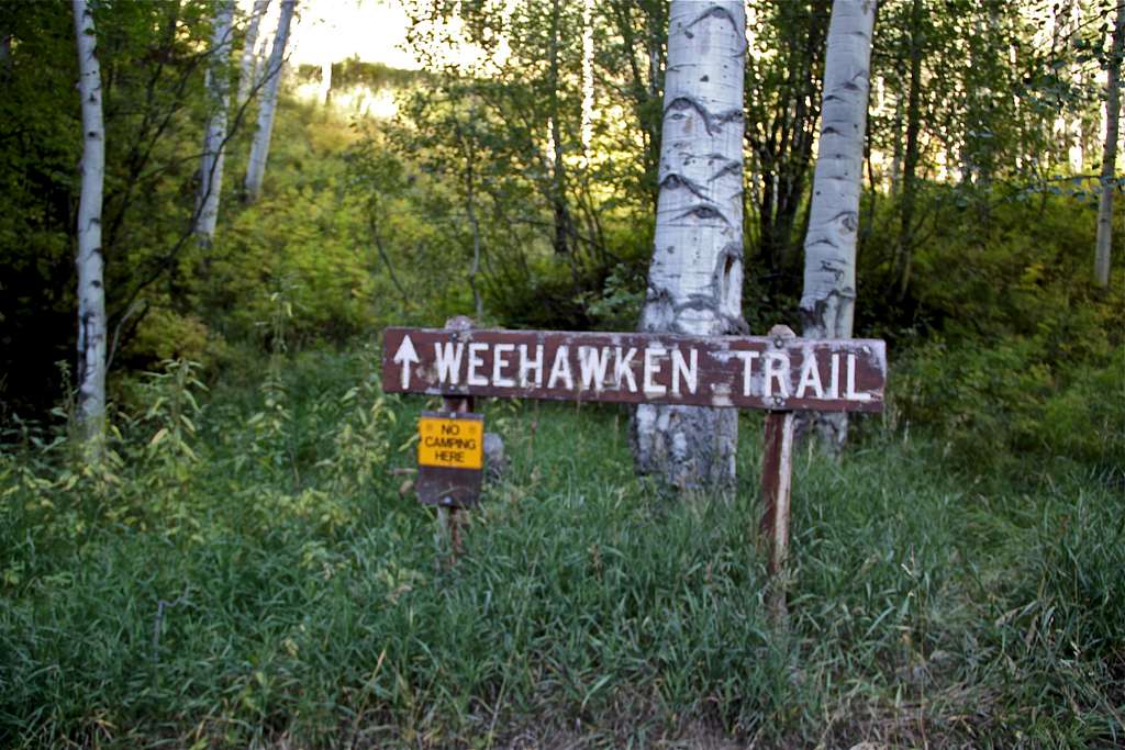 Weehawken Trailhead