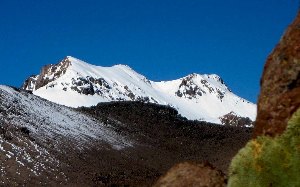 Nevado Huarancante from the west, high in Quebrada Achacullo