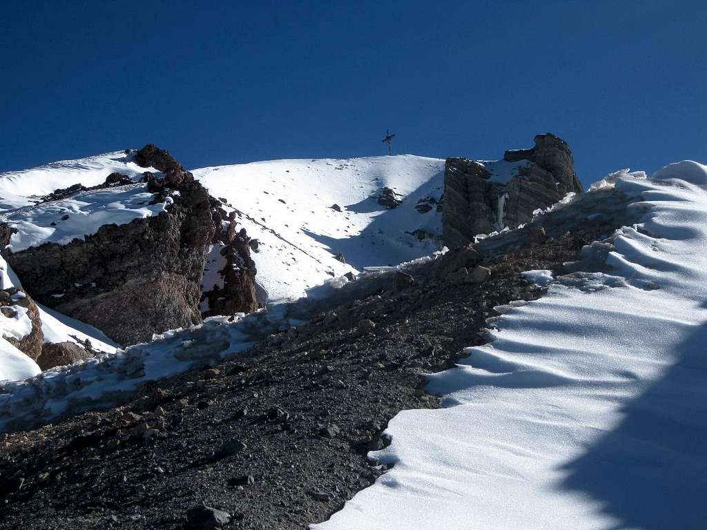 Misti summit ridge