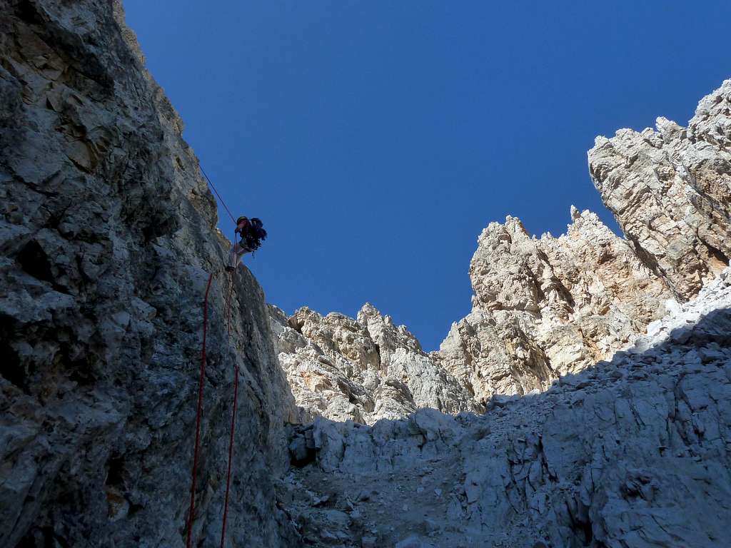 Abseiling Torre Lagazuoi 