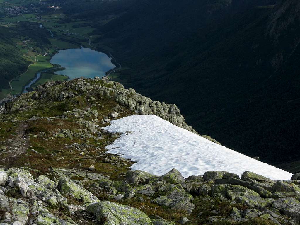 A small lake seen from Eggjenibba summit ridge