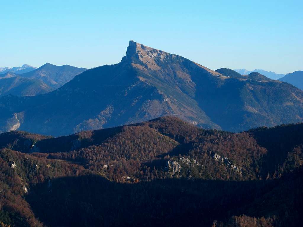 Close-up upon the Wolfgangseer Schafberg (1783m) from the Schober's summit