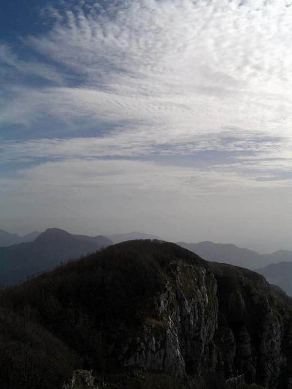 The summit ridge of Monte...