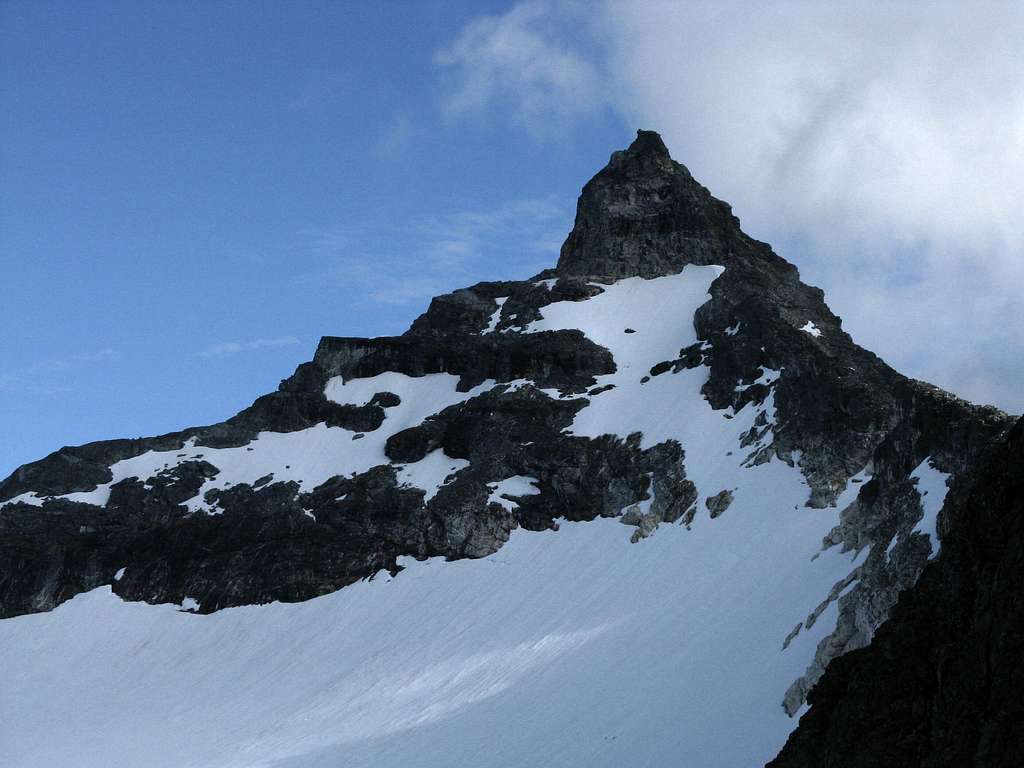 Hamperokken, the Tromso Matterhorn