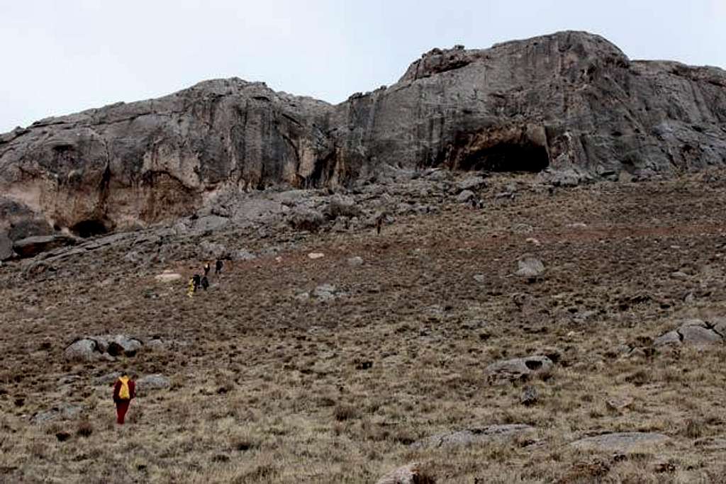 Qalekord Cave