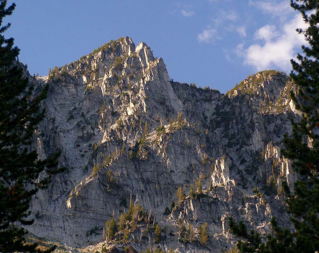 Cliffs of Matterhorn Ridge