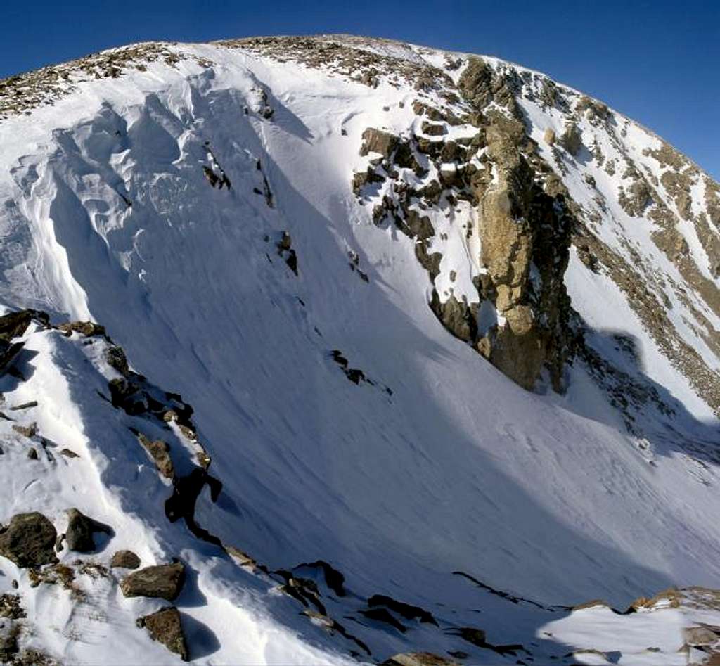 An intriguing-looking couloir