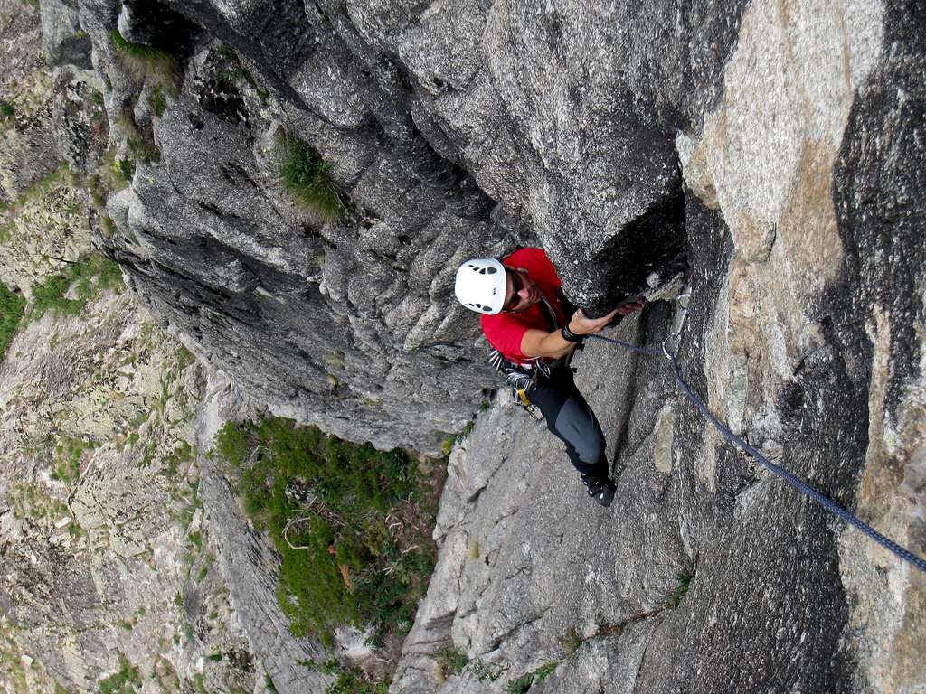 Climbing in Aillefroide (FR)