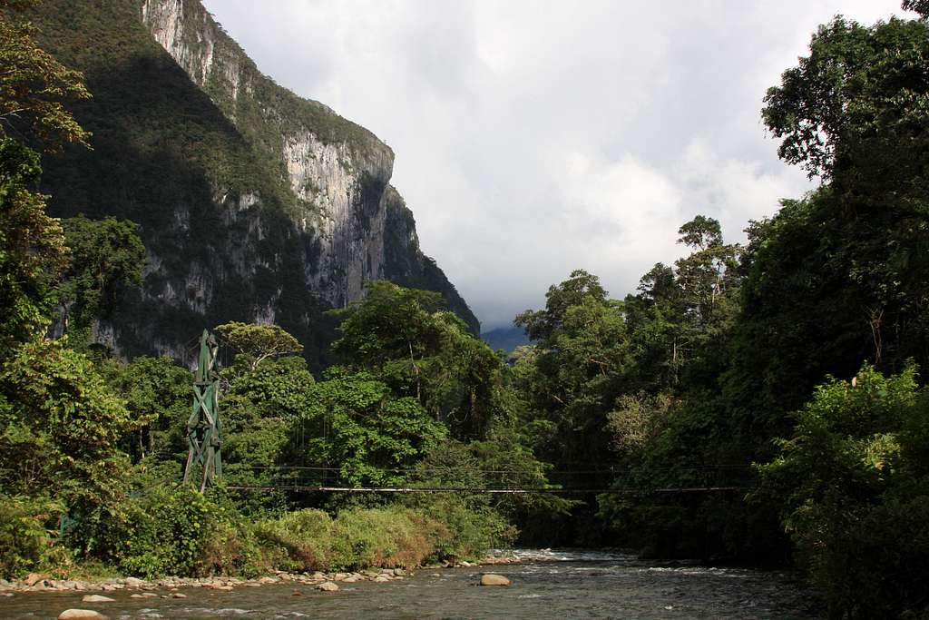 Melinau River gorge