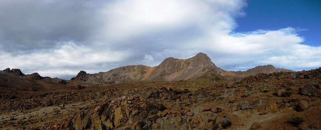 Panorama of Nevado Huarancante from the NE