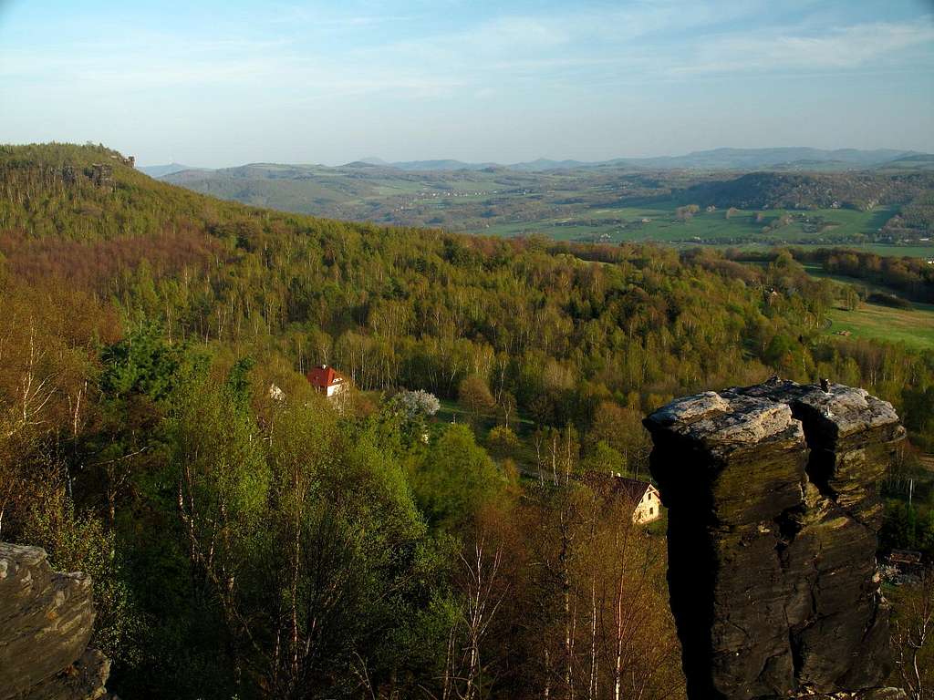 Evening view over Northern Bohemia from the Tisá rocks