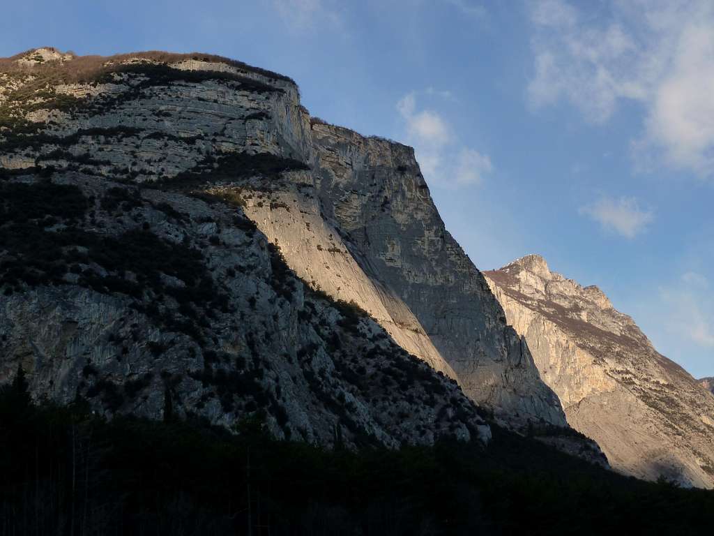 Cima alle Coste - A sun ray over The Shield