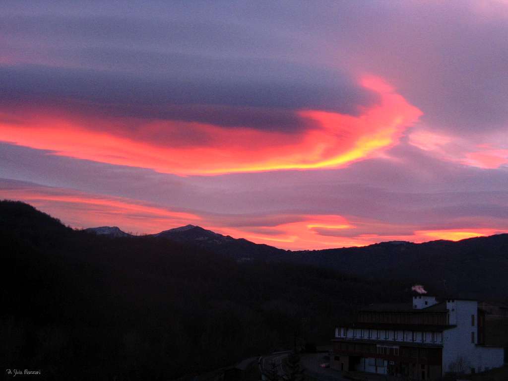 A winter sunset in Val Parma