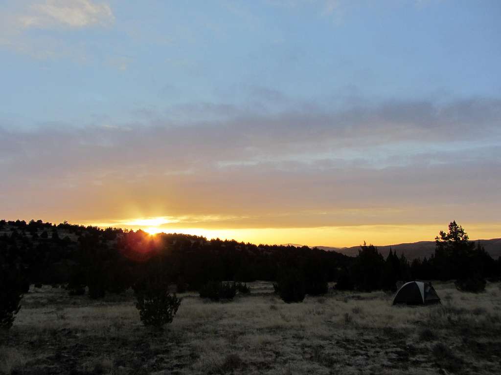 sunrise below Hat Mountain 