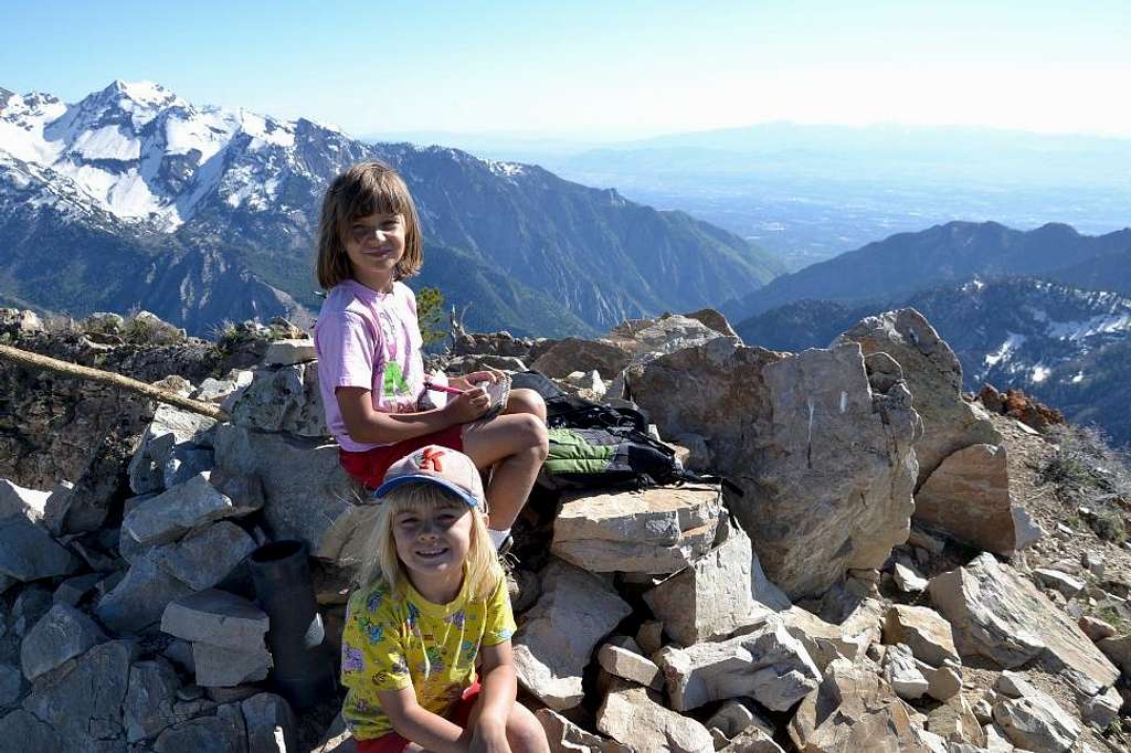 Yunona and Alice on Mt. Raymond, 10241ft 