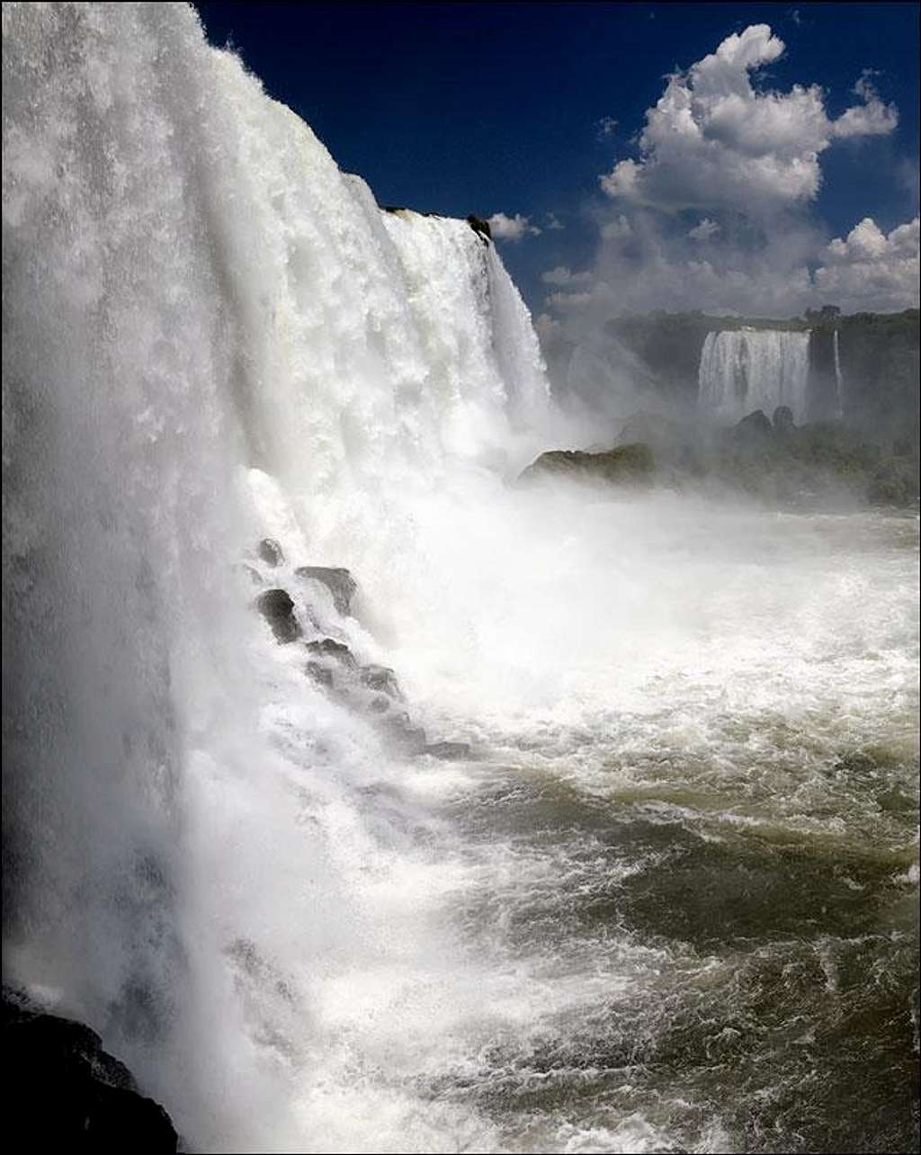 iguaçu falls, iguaçu national park, brazil
