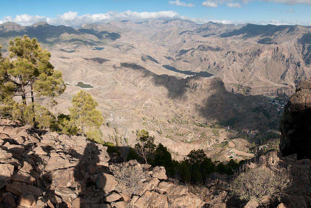 Summit view: reservoirs on Gran Canarias's central plateau