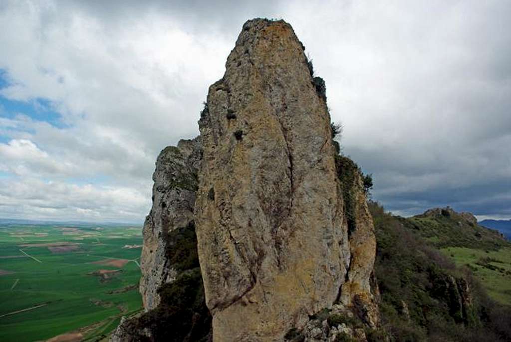 Summit of Cellorigo