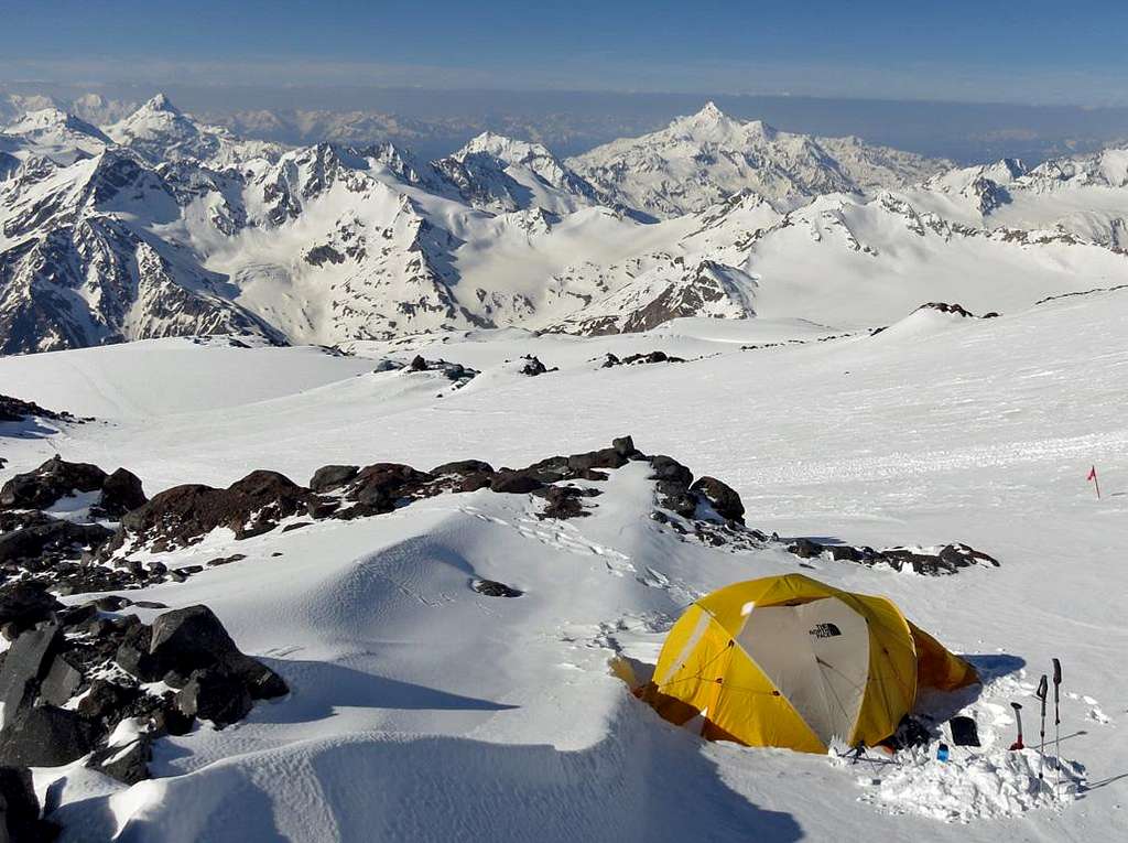 Mt Elbrus - Camp 2 (13,700') 