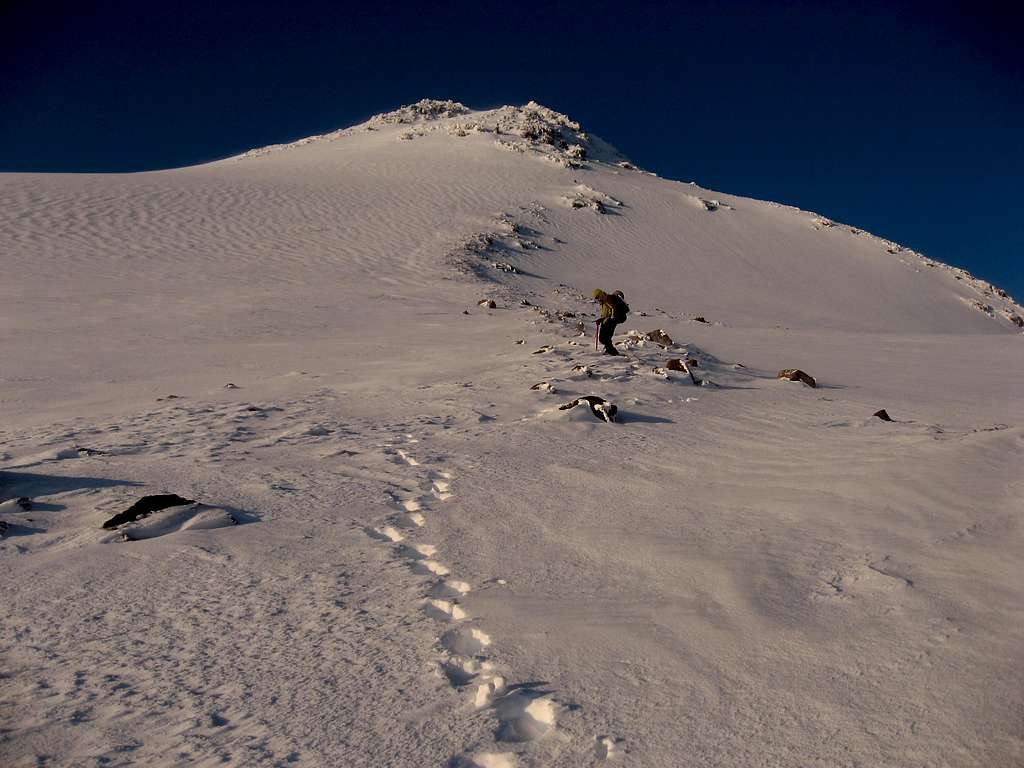 Hotlum Bolum Ridge