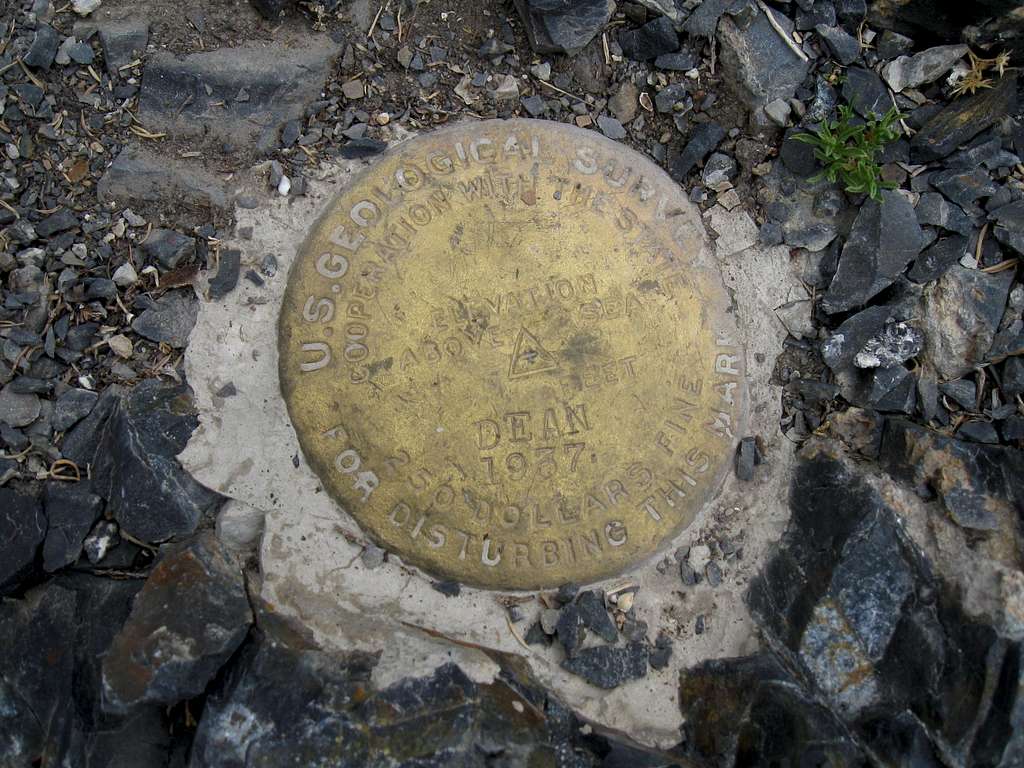 Tenabo Peak (NV) Benchmark
