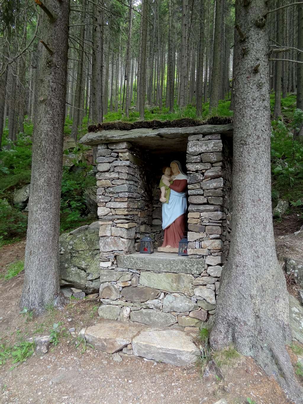 Chapel on the trail