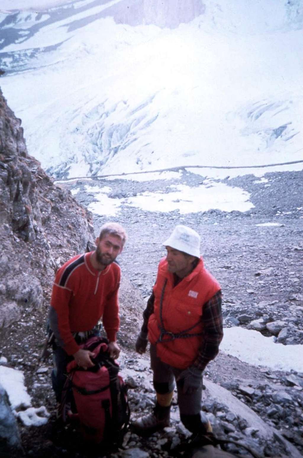 CRYSTALS OF THE MONTE BIANCO (The Crystal Hunters First Part)