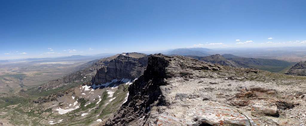 Panorama from on top of the summit