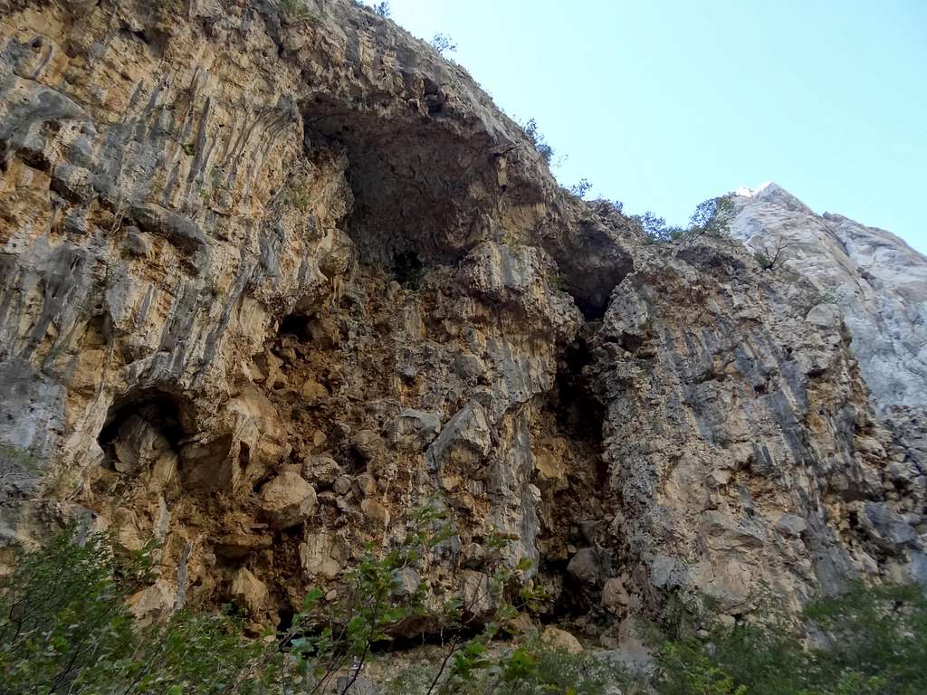 A weird cliff